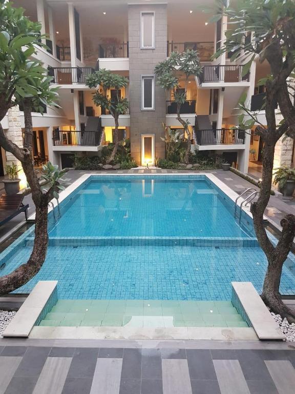 Bintang Mulia Hotel Jembel المظهر الخارجي الصورة